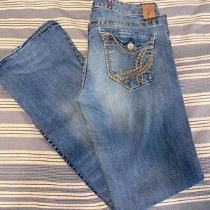 It jeans flare jeans size 30r